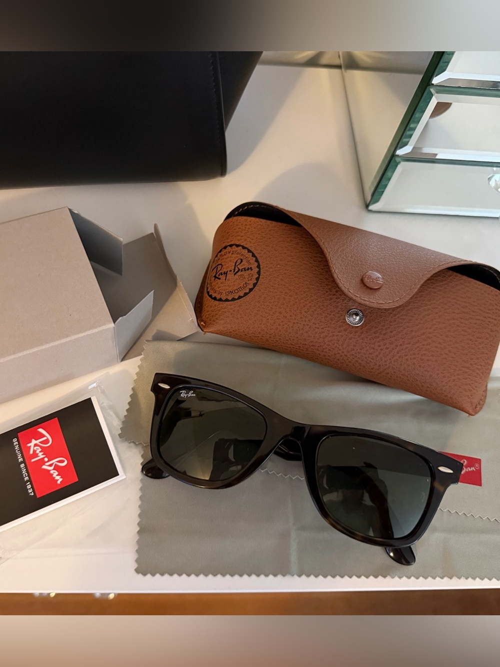 Ray-Ban Classic Wayfarers RB2140 F Low Bridge Fit Polished Havana Like New
